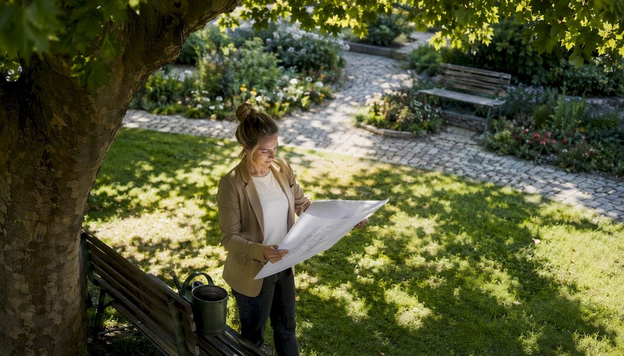 Rol van schaduw in ontwerp: gids voor tuin en landschap